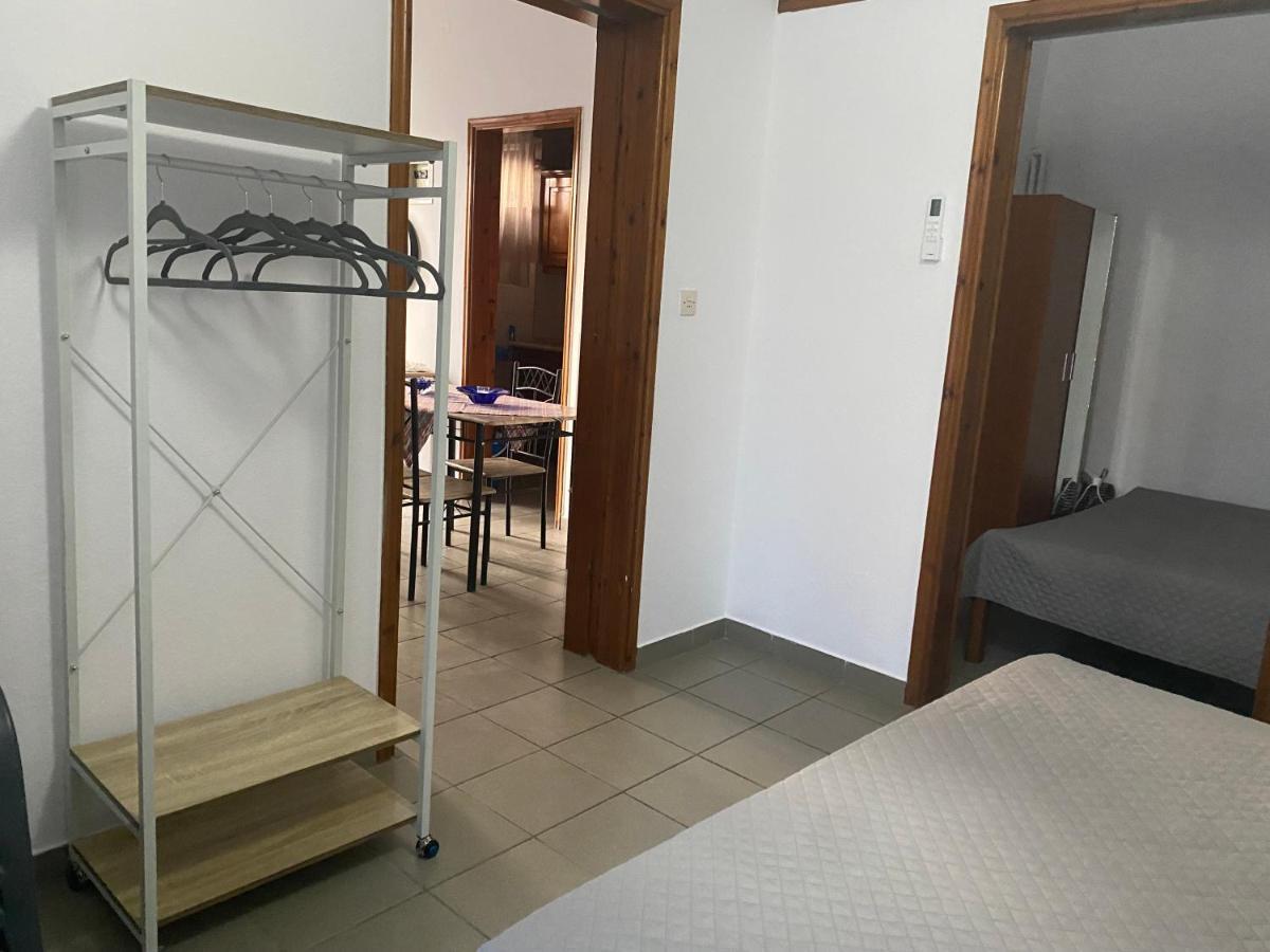 Comfort Apartments يميناريا المظهر الخارجي الصورة